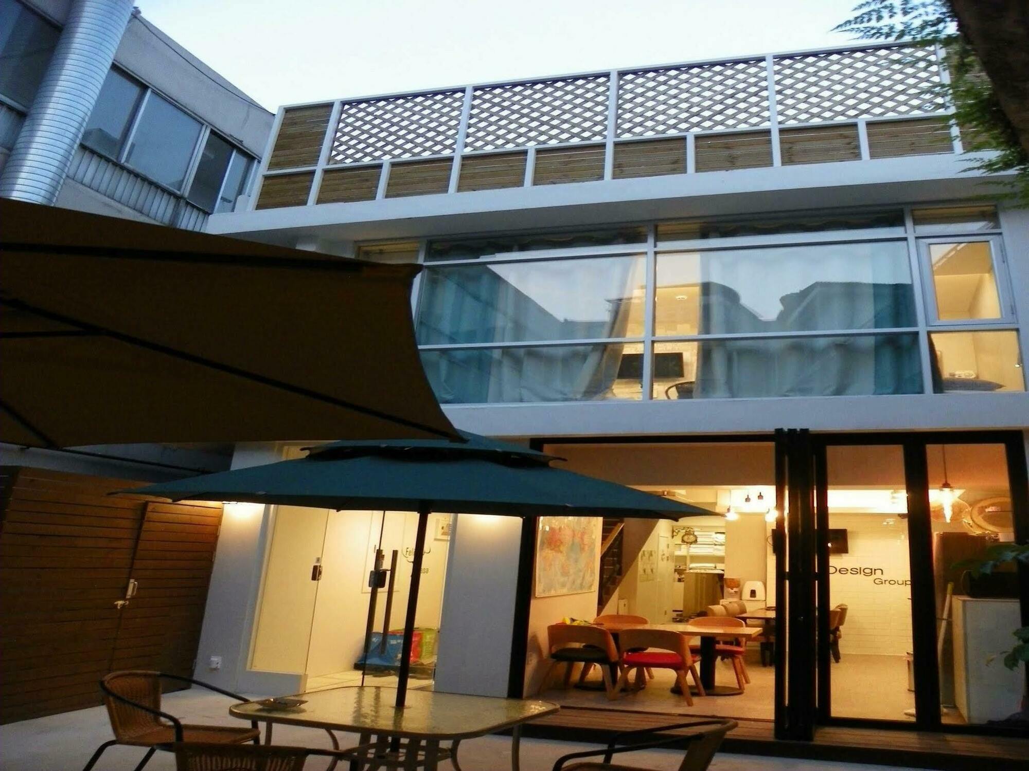 Guest house Feliz Casa 2*